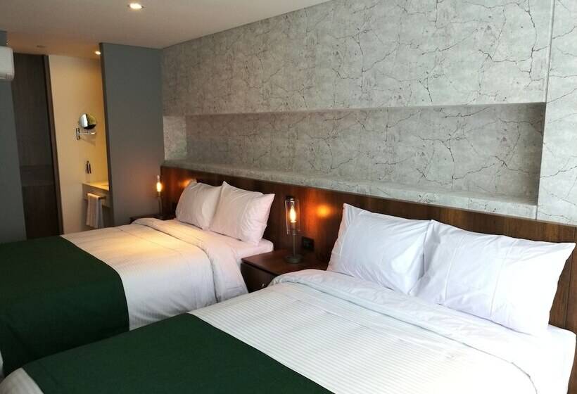 Четырехместный Номер Superior, Café Hotel Medellín