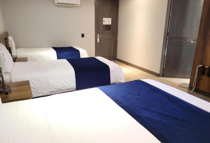 Трехместный Номер Superior, Café Hotel Medellín
