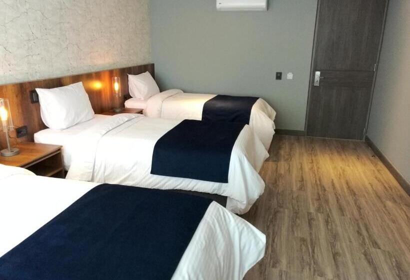Четырехместный Номер Superior, Café Hotel Medellín