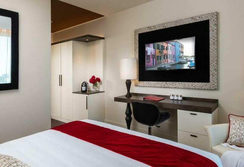 Номер Superior, Leonardo Royal Hotel Venice Mestre
