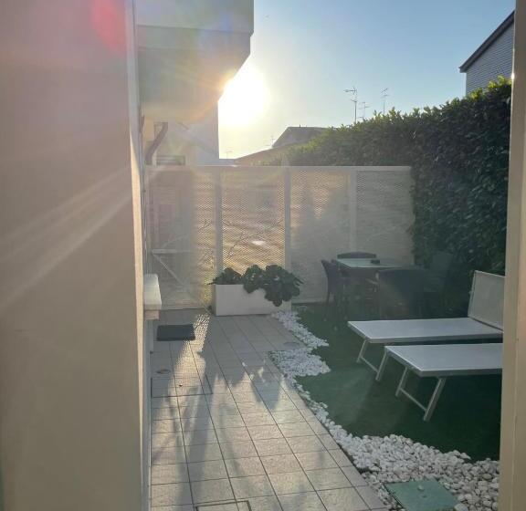 2 Bedroom Apartment With Garden, Residence Del Lago
