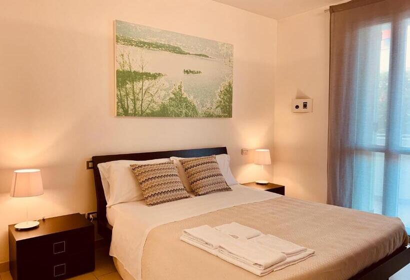 2 Bedroom Apartment With Garden, Residence Del Lago
