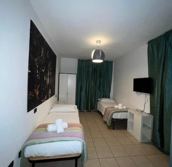 Номер Стандарт, Affittacamere House