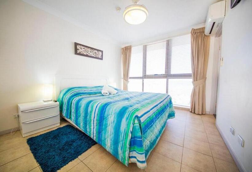 2 Bedroom Deluxe Apartment Sea View, Warringa Surf Holiday Apartments