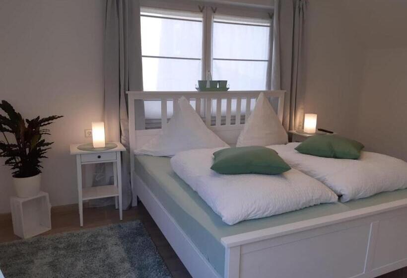 Номер Стандарт, Cafe Konditorei Pension Sander