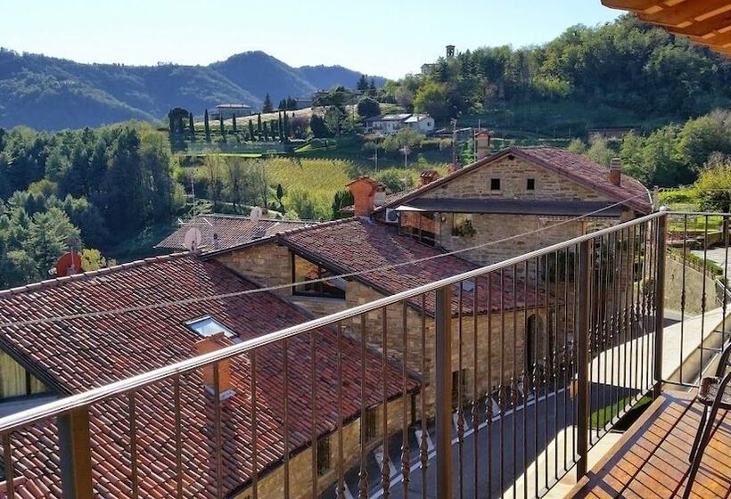 Четырехместный Номер Стандарт, La Marina Resort