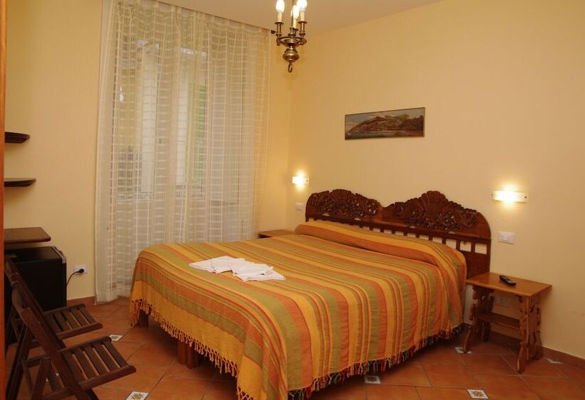 标准间, Dolcevitasorrento Guest House
