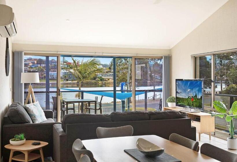 Апартаменты 3 Спальни, Sails Luxury Apartments Merimbula