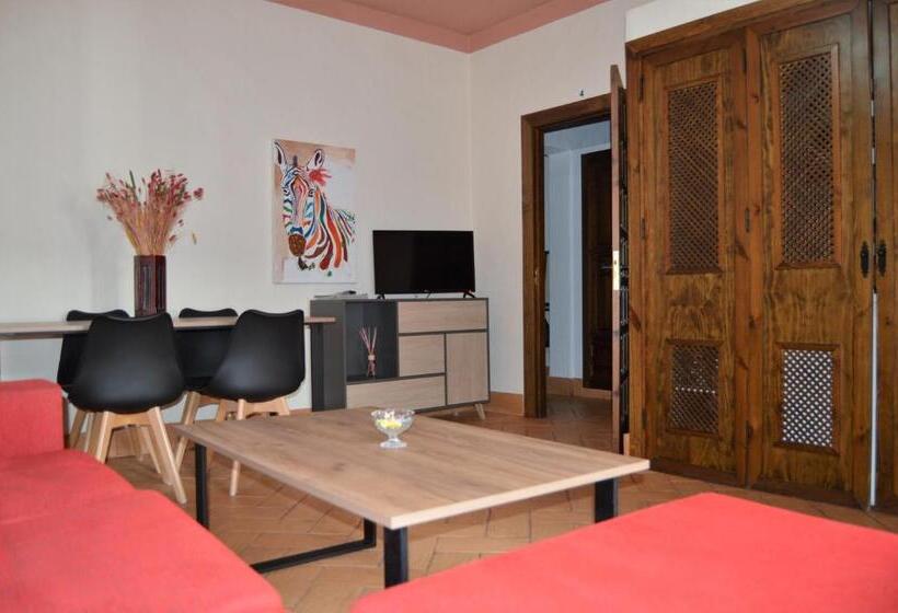 Апартаменты 1 Спальня, Apartamentos Turísticos   Hostal Los Alisos