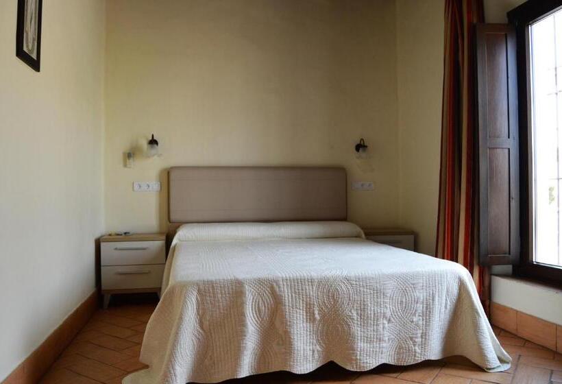 Апартаменты 2 Спальни, Apartamentos Turísticos   Hostal Los Alisos