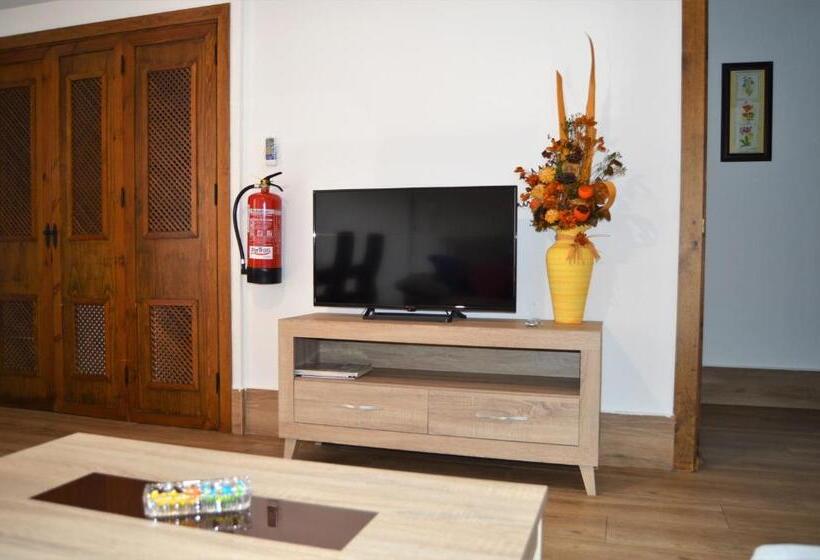 Апартаменты 1 Спальня, Apartamentos Turísticos   Hostal Los Alisos