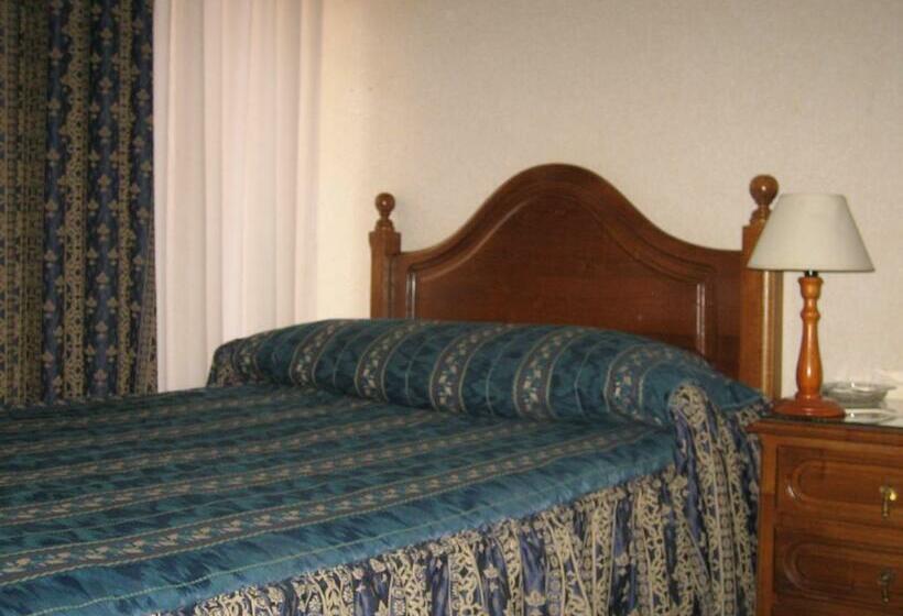 Номер Стандарт Индивидуальный, Hostal Restaurante La Trucha