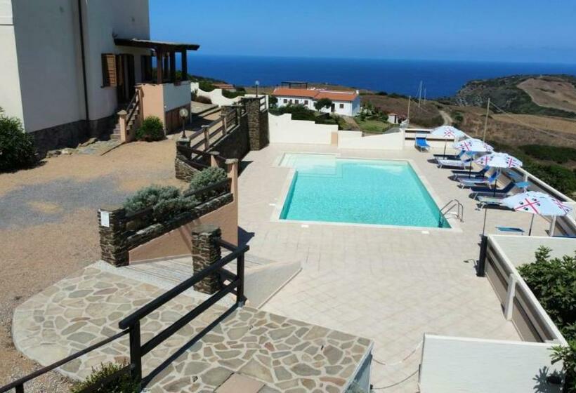 Номер Стандарт Вид на Море, Agriturismo Finagliosu