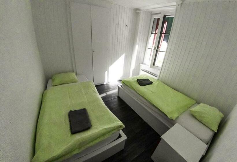 اتاق استاندارد, Auberge Du Mont Blanc
