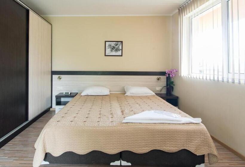 １ベッドルームアパートメント, Guest House La Casa