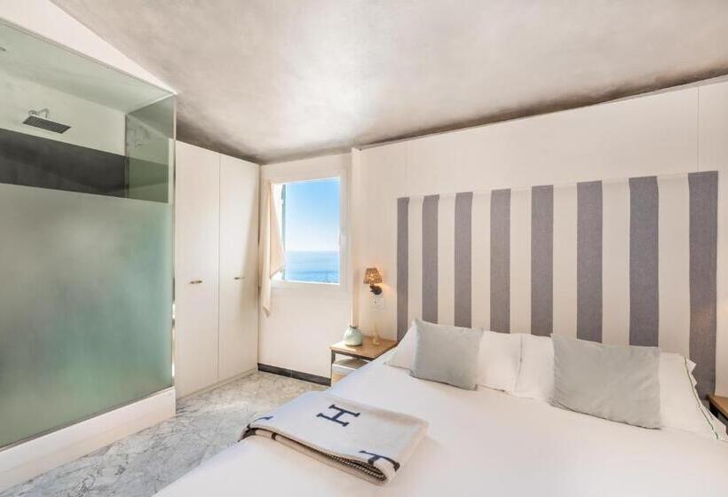 غرفة كلاسيكية مطلّة علي البحر, La Torretta Lodge