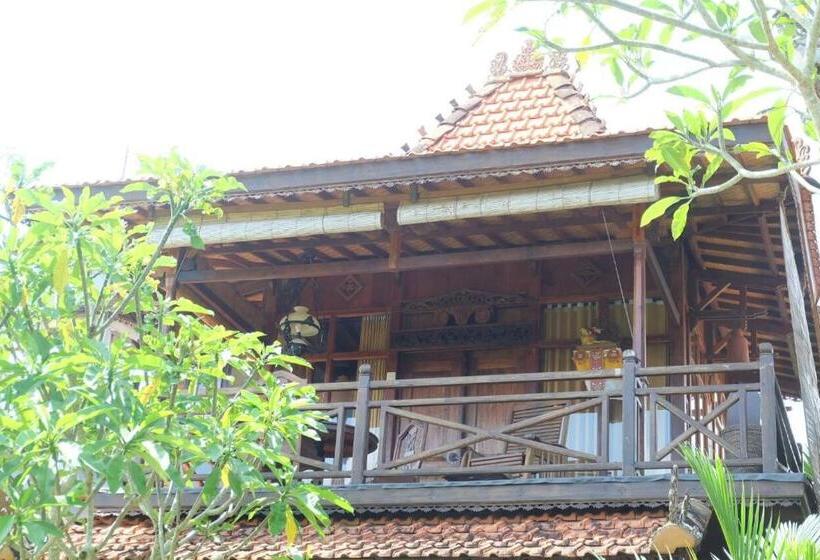 Номер Superior с Балконом, Ganesha Ubud Inn