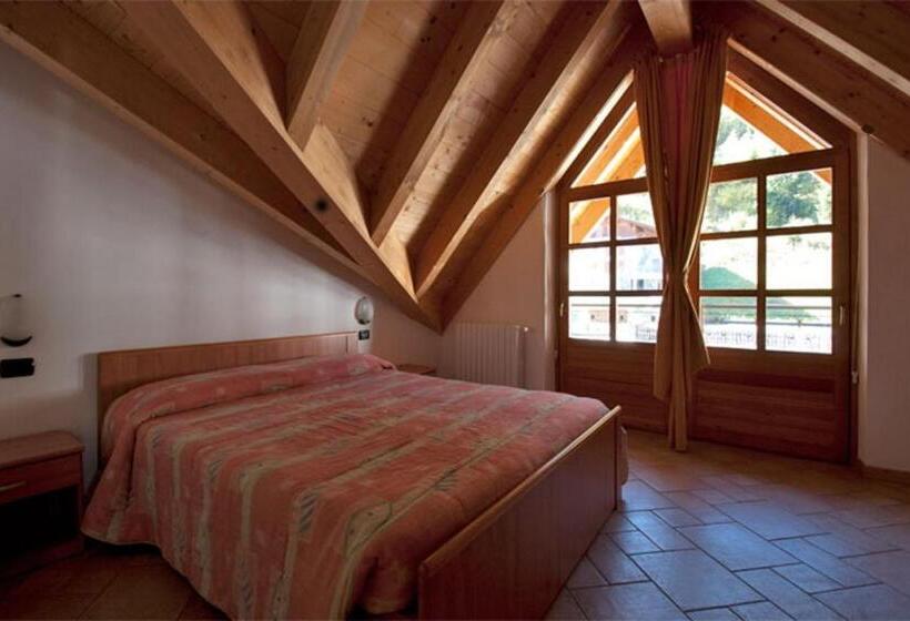 2침실 펜트하우스 아파트, Residence Le Orchidee