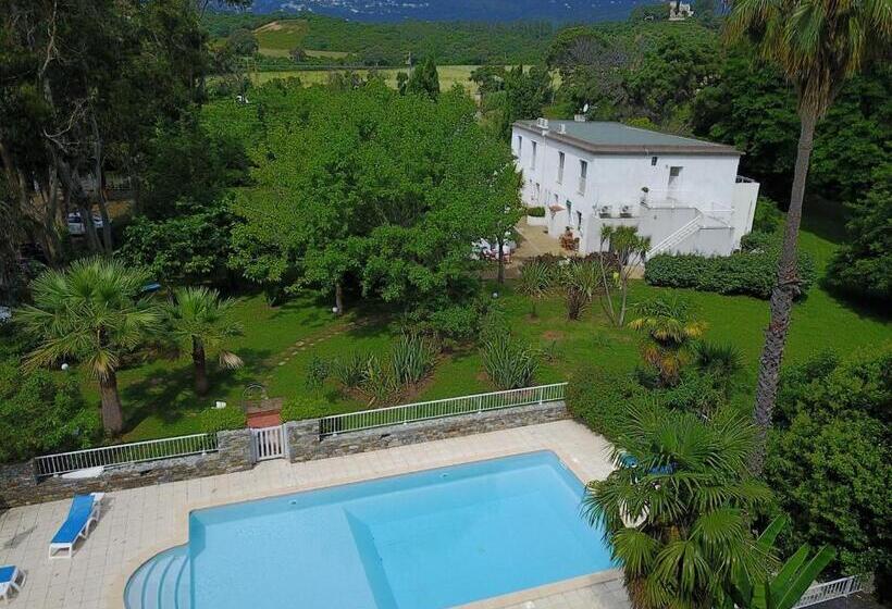 استودیوی استاندارد, Résidence Valledoro