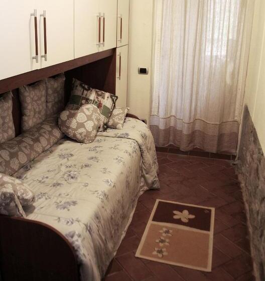 Студия Стандарт, Tenuta La Silva