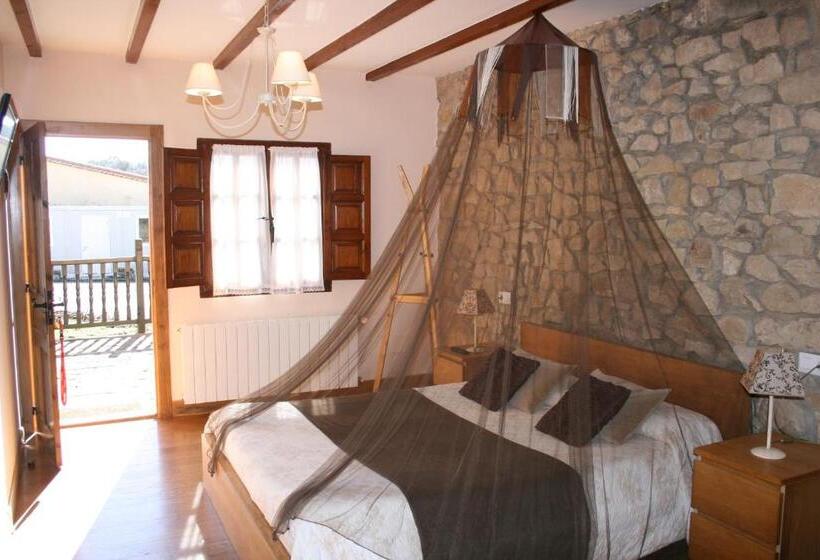 Номер Стандарт с Гидромассажем, Trisileja En Posada La Busta