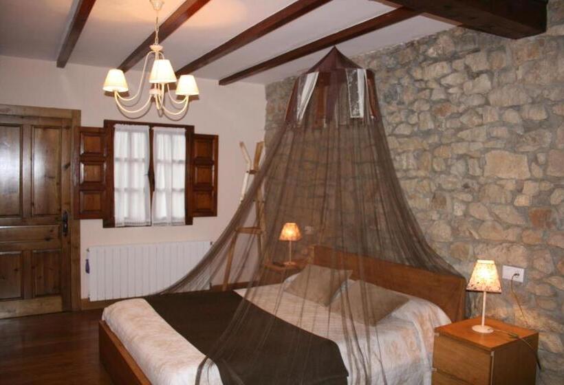 Номер Стандарт с Гидромассажем, Trisileja En Posada La Busta