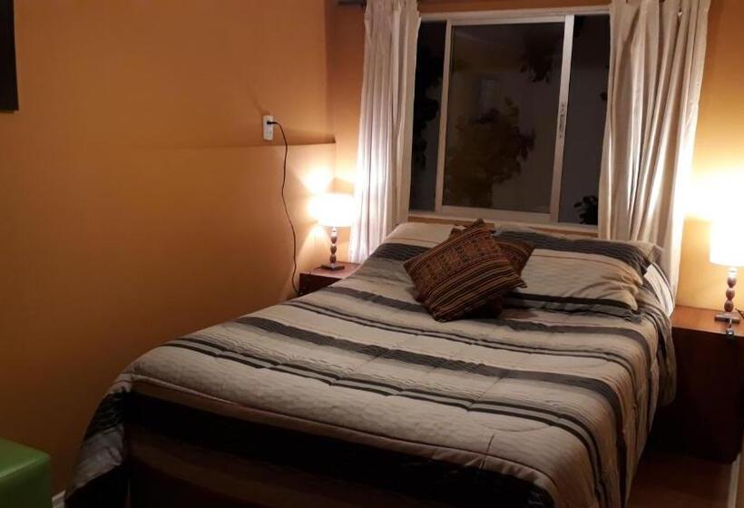 اتاق عادی, Hostal Del Aguila