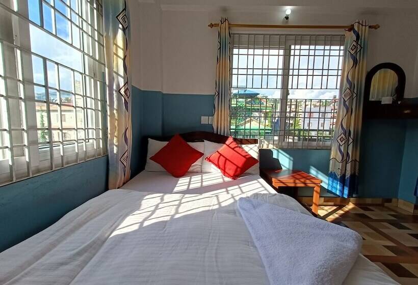 スタンダードルーム, R&r Guest House