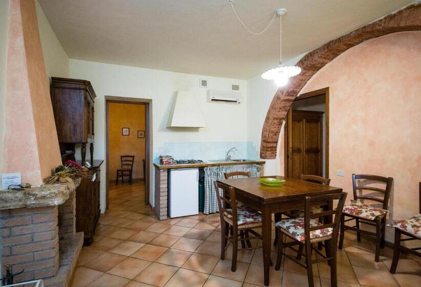 침실 2개 아파트, Agriturismo Le Querciole