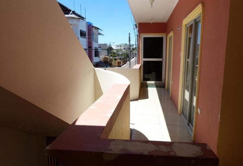 اتاق استاندارد سه نفره, Hostal Terito