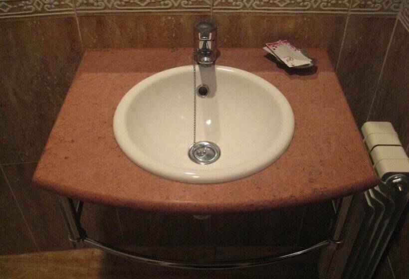 Номер Стандарт, Hostal Guarni