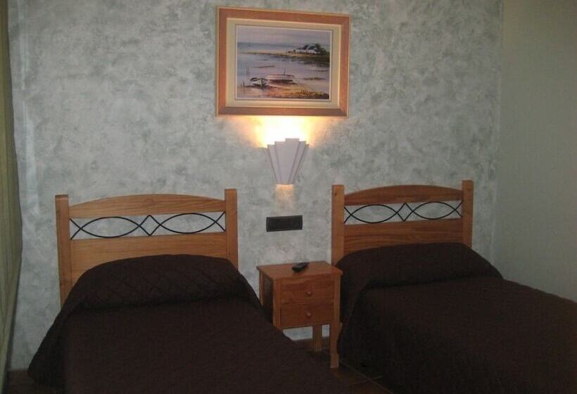 Номер Стандарт, Hostal Guarni