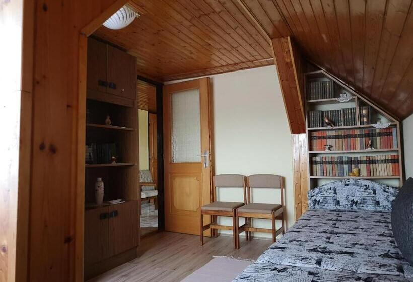 Номер Стандарт, Szabó Vendégház