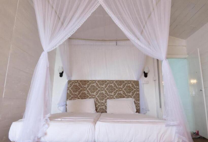 1 Bedroom Chalet, Why Not Guest House