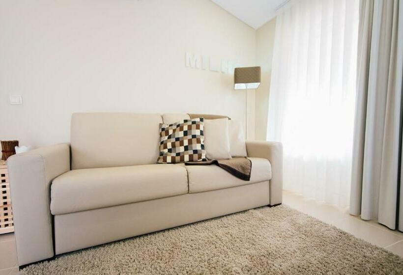 شقة غرفة واحدة, Vougaldeias Casas Da Seara