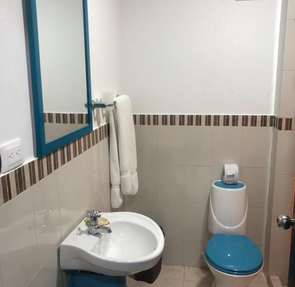 标准间, Hostal Central Beach