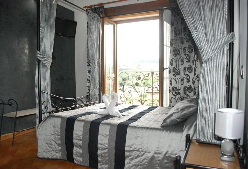 Номен Superior с Гидромассажем, Posada La Fabula