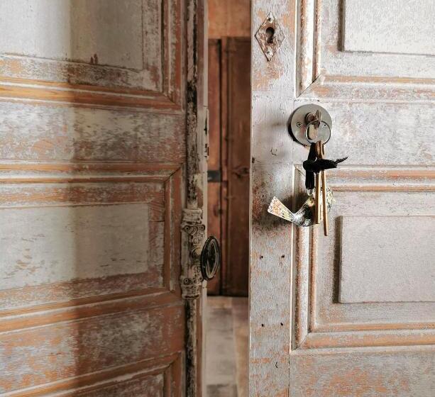 Номер Deluxe, Le Petit Chateau