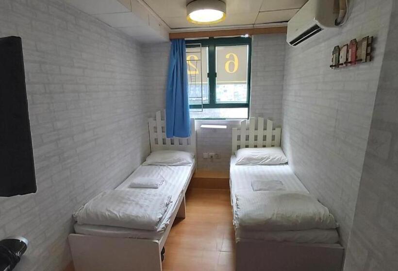 اتاق استاندارد, Cozy Inn Jordan Station