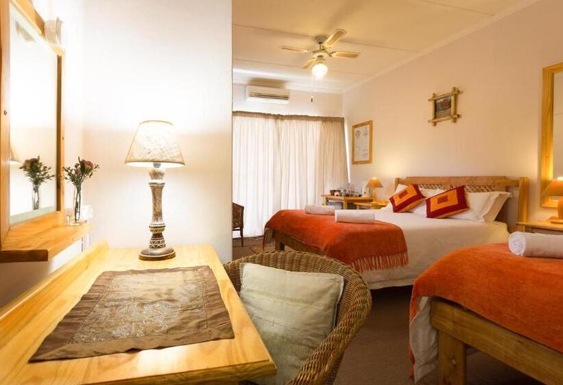 Трехместный Номер Комфорт, Colesview Guest House