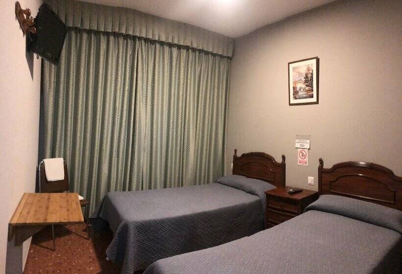 Номер Стандарт, Hostal Venecia Ii