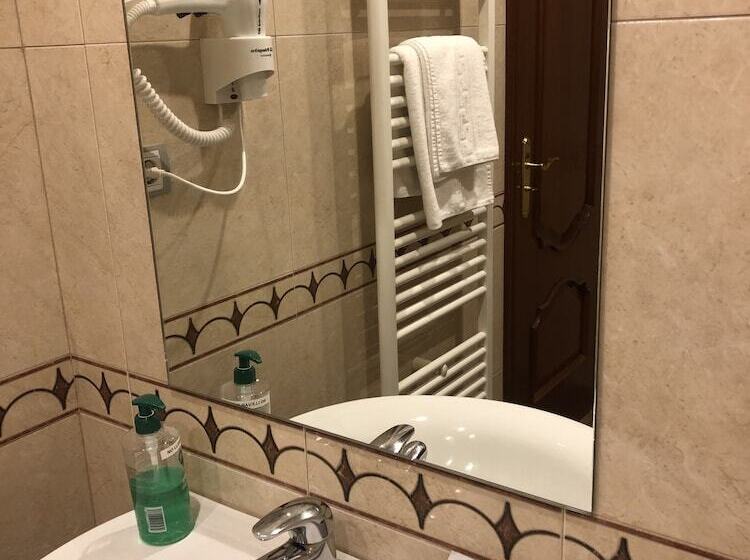 Номер Стандарт, Hostal Venecia Ii