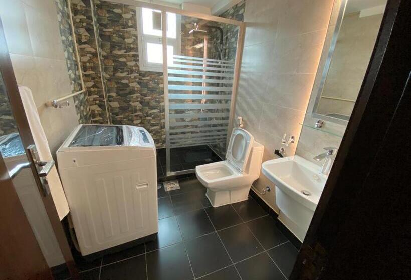 سوییت خانوادگی, Regent Hotel Apartments