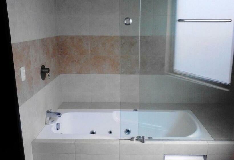 Номер Deluxe, Jalyd Inn