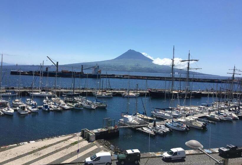 Кровать в Общей Комнате, Internacional Azores Boutique