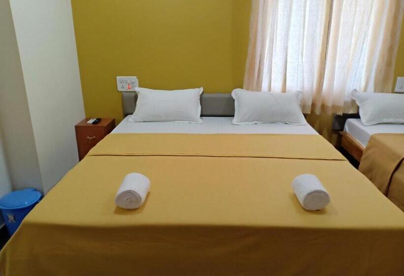标准三人间, Blue Crystal Lodge