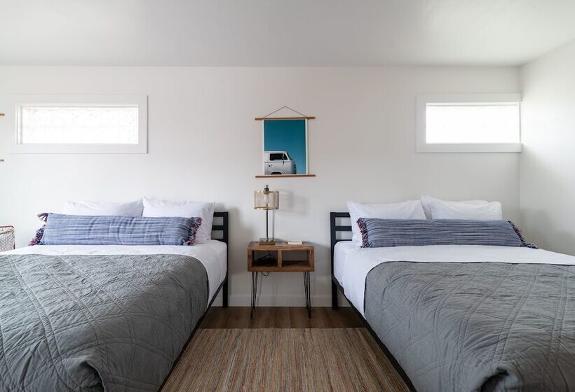 Номер Deluxe, Spoke And Vine Motel