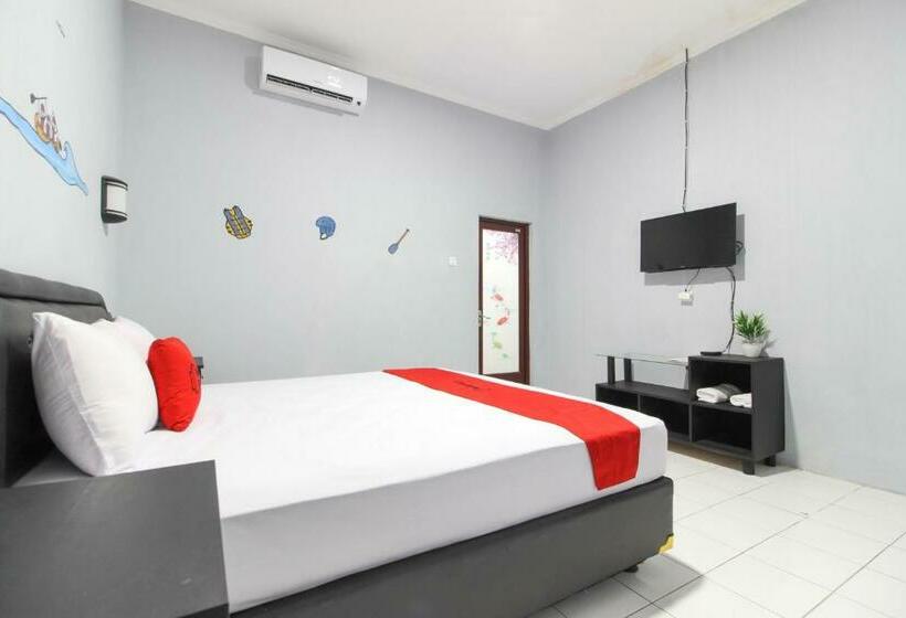 Номер Economy, Reddoorz Near Graha Saba Ugm