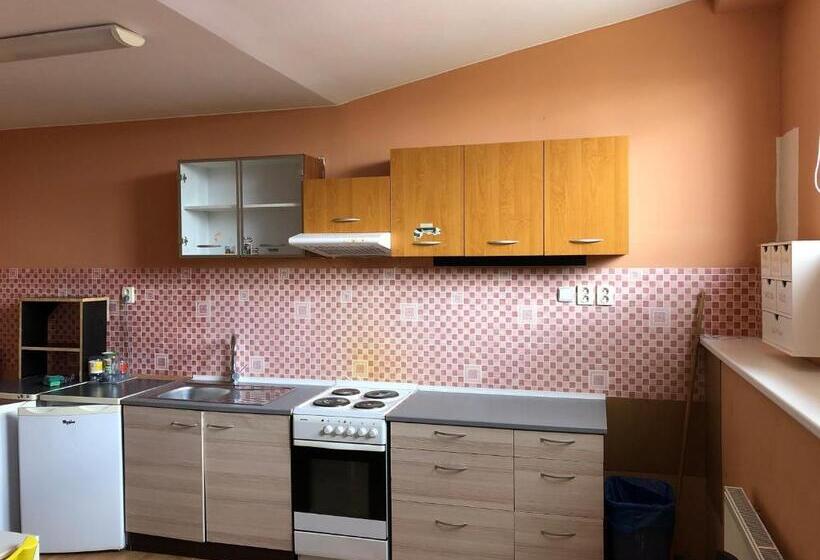 침실 2개 아파트, Apartments Stupava