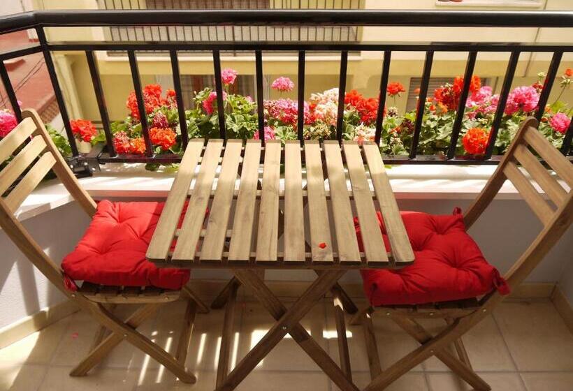Standard Room with Balcony, Maravillas Del Mundo